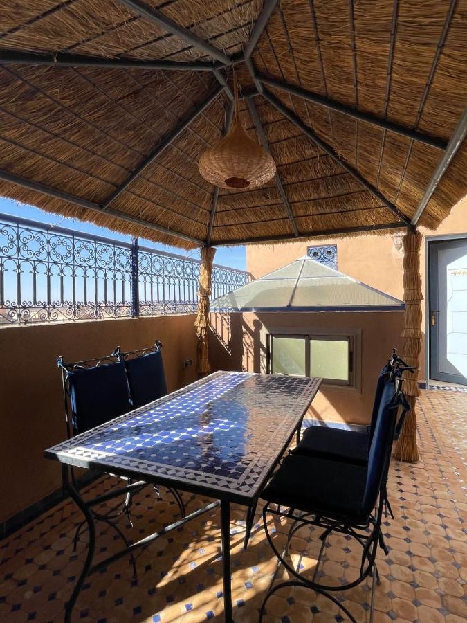 Hotel Apartments Lexpert " Riad The Family" Merzouga Exterior foto