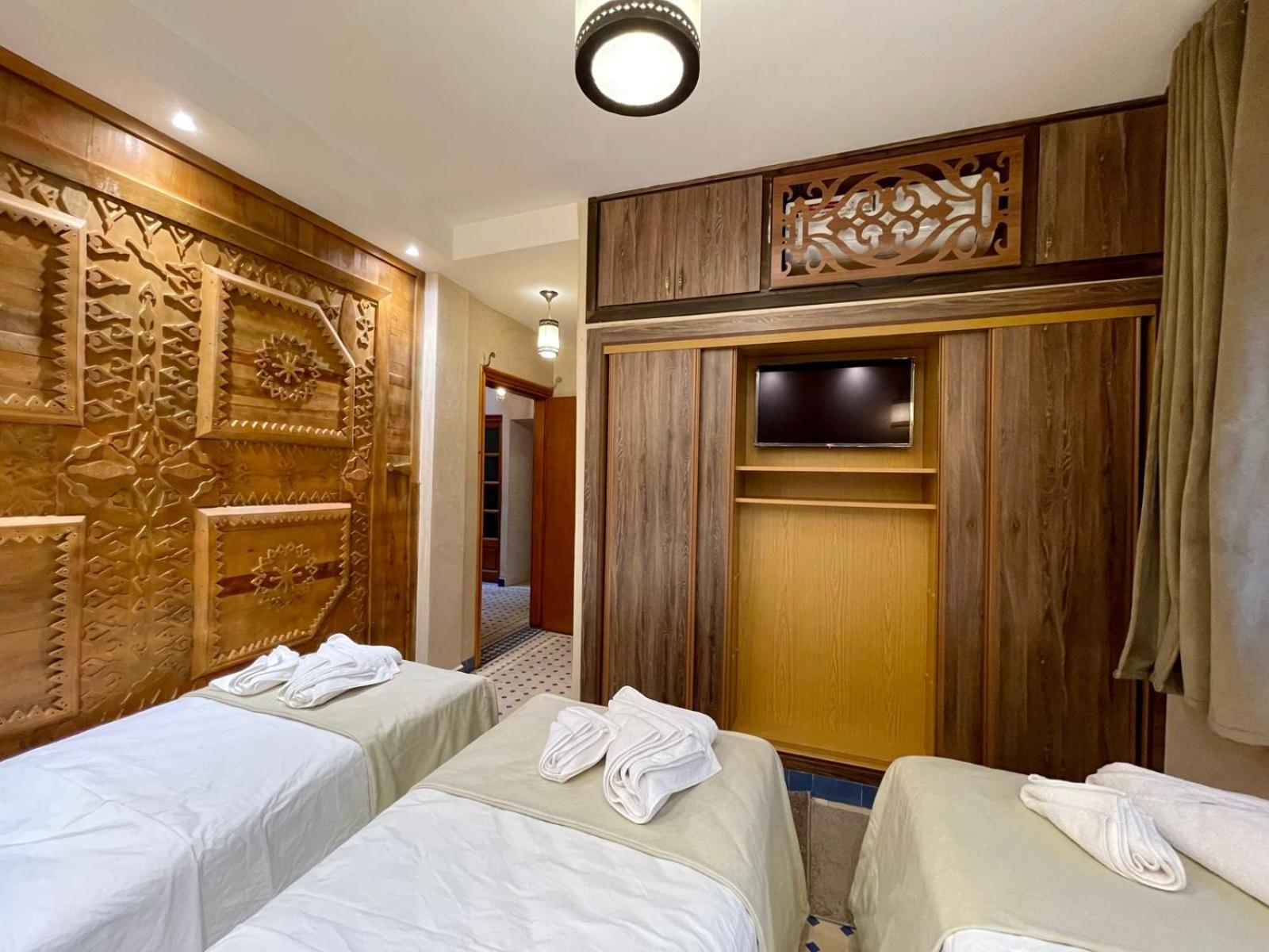 Hotel Apartments Lexpert " Riad The Family" Merzouga Exterior foto